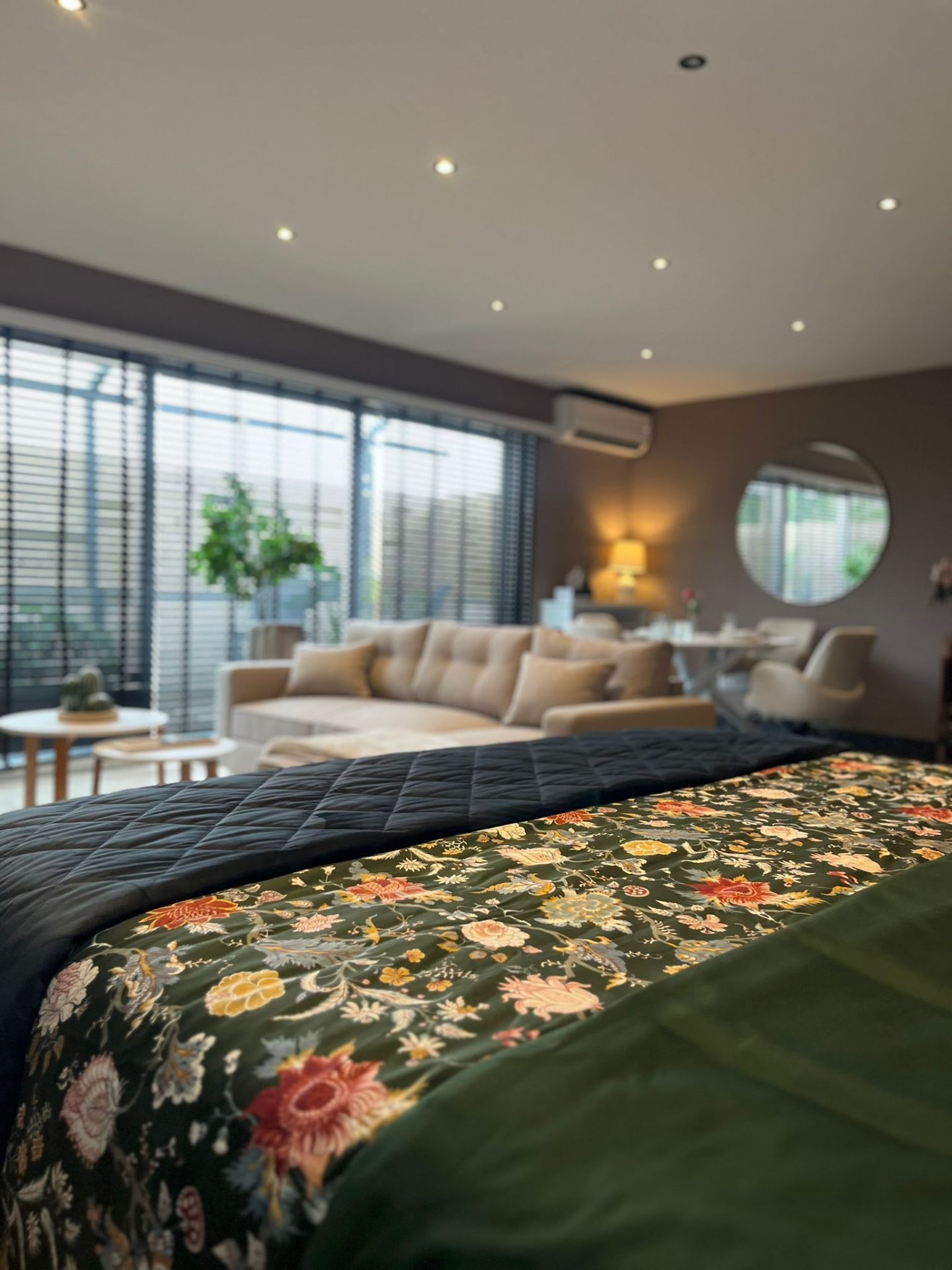 Bed & Breakfast Bed & Breakfast